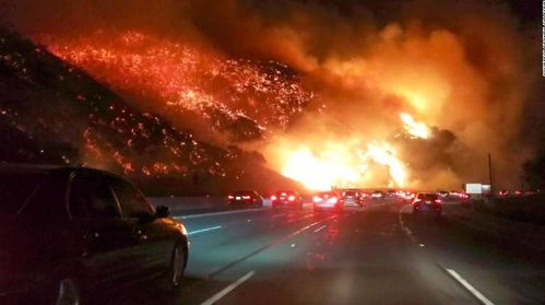 加州山火失控 加州山火失控