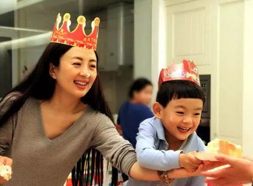 生父1万卖掉儿子 男孩26年后得知真相