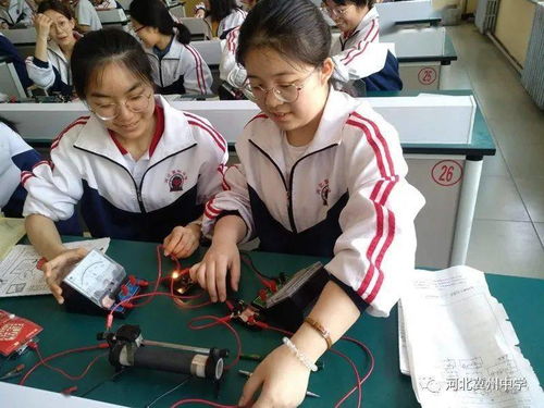 物理老师放大招学生哇声一片