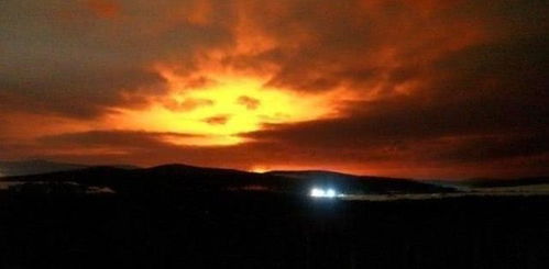 云南天空惊现血红太阳