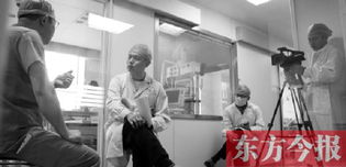 媒体追问肖飞把病人晾手术台40分钟