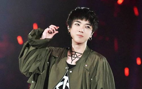 华晨宇用2000架无人机复刻日出 华晨宇用2000架无人机复刻日出