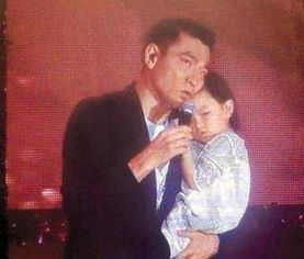 刘德华回应女儿\