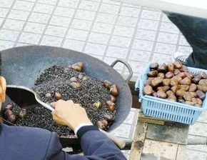 喜欢在路边摊买菠萝的人狠狠破防