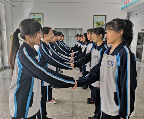 女孩长高变巨人游戏攻略 女孩长高变巨人游戏攻略