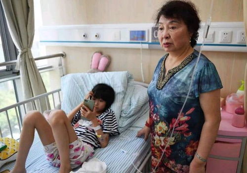 60岁失独母亲冒死生下双胞胎