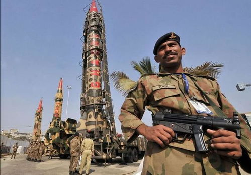 从70元卖到3000元 撕拉片为何火了 从70元卖到3000元 撕拉片为何火了