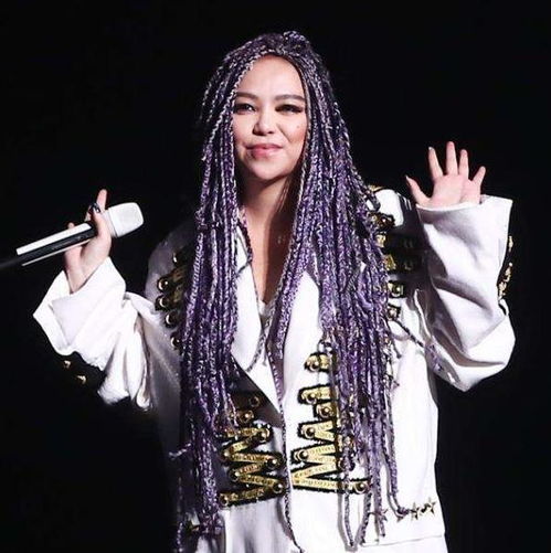 张惠妹唱身后缅怀大S