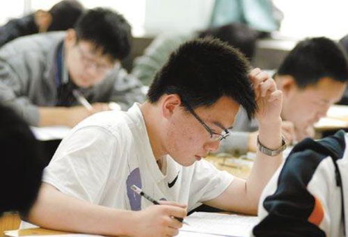 小伙为救同学错过职教高考