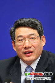 周思成称刘晓艳编假学历