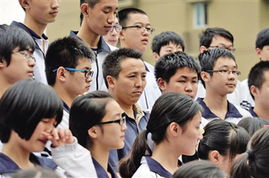 病重男孩与全班拍毕业照次日离世