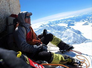 28岁作家卜文哲爬山出意外离世