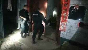 男子拿女儿水枪呲老婆后嫁祸给女儿