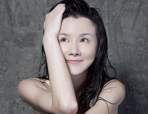 演员孙菲菲回应整容失败