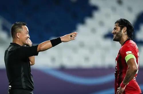 为什么苏超没有球迷抱怨裁判？