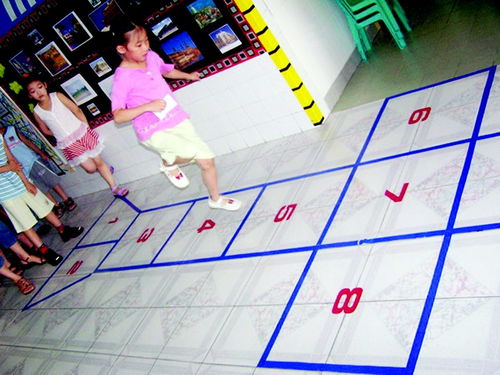 泉州老游戏跳房子攻略