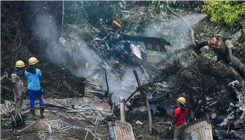 印度坠机事故幸存男子:坐在11A座位