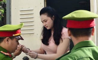 贩毒女头目年仅17岁