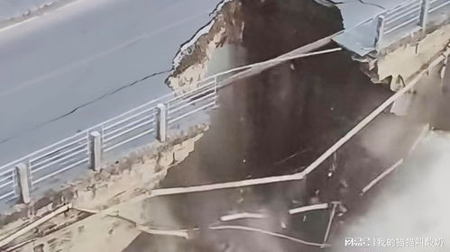 贵州垮塌大桥被困司机获救后站不稳 贵州垮塌大桥被困司机获救后站不稳
