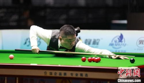 丁俊晖因称“球桌像屎一样”遭罚款 丁俊晖因称“球桌像屎一样”遭罚款