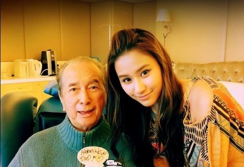 张纪中女儿被保姆烫伤