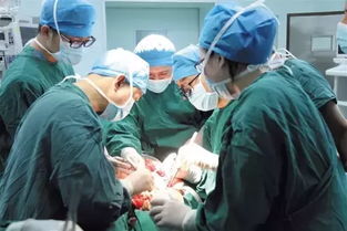 男子拒绝手术 医生自掏腰包也要救 男子拒绝手术 医生自掏腰包也要救