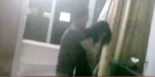 男子扮初中生强奸幼女被执行死刑