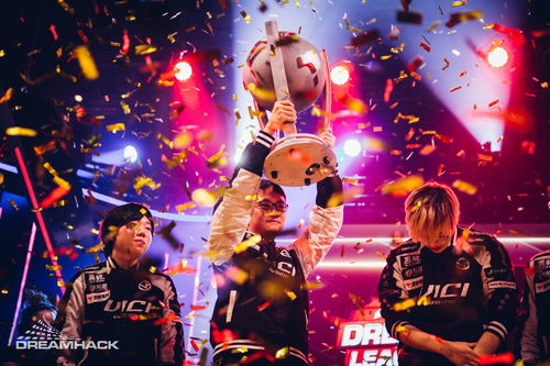 dota2月亮联赛直播(dota2 lol 联赛直播)