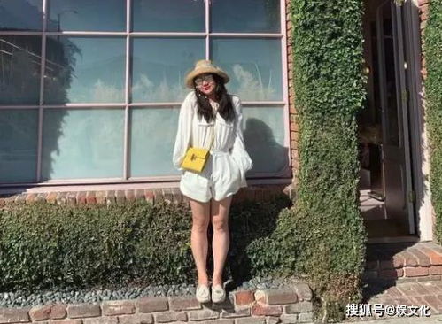 杨天真和章泽天成徒步搭子
