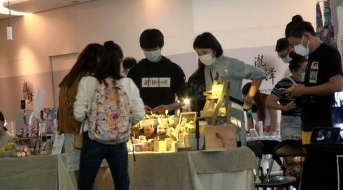 送外卖7年脑瘫女骑手改行摆摊