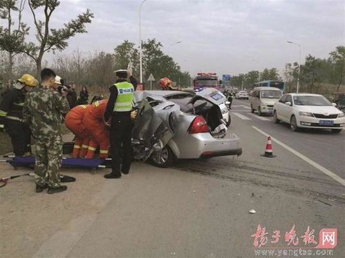 温州大桥车祸19岁摩托车手坠海身亡