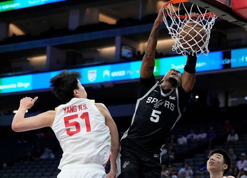 杨瀚森开拓者首秀斩获10分4篮板