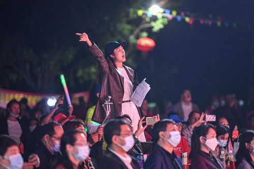 这个春节怎么过？《绝对演绎》带你沉浸式上春晚