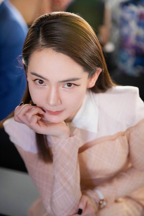 《浮生忆玲珑》美妆PV曝光，多巴胺妆容劲爆来袭