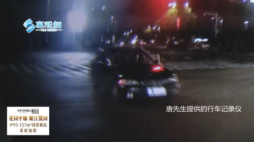 重庆一男子跳楼砸中路人，目击者：两人死亡，已抬上殡仪车