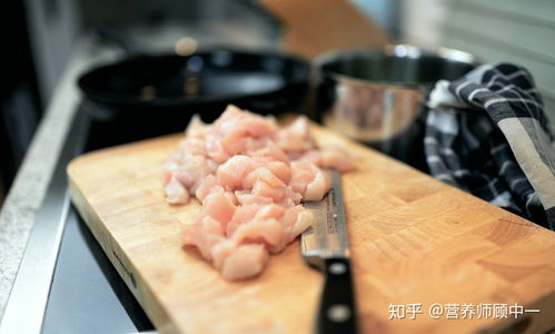 不要在水龙头下直接冲洗生肉制品