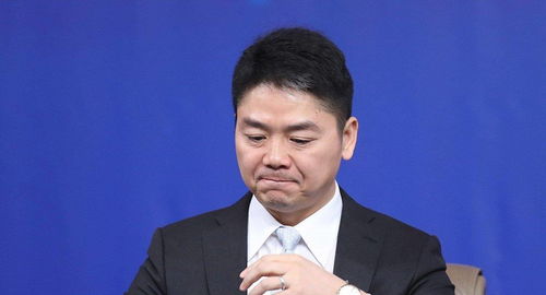 刘强东妻子章泽天变身金主，成为陆奇人民币基金合伙人