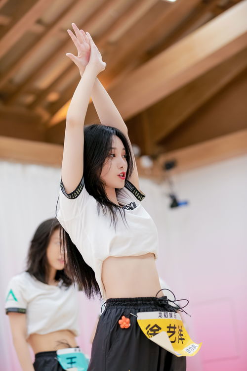 创造营2020学员姜贞羽发博宣布退赛！