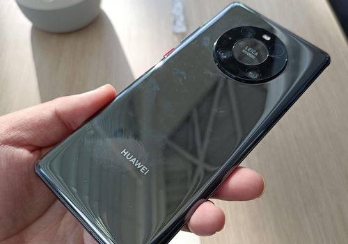 华为 Mate 40Pro 系列首款支持数字人民币硬件钱包