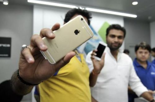 纬创印度iPhone工厂打砸后续 副总裁被炒