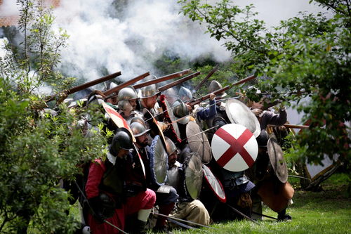 阿提亚全面战争造兵方法