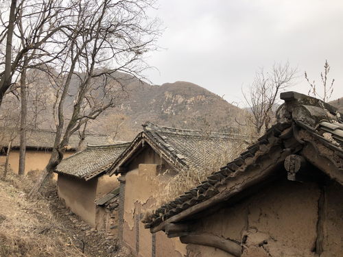 看不见的真相老房子前合影攻略