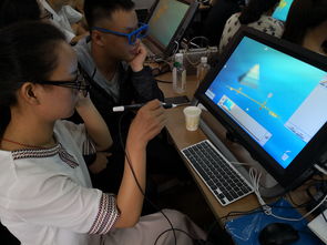 HTX 与 Vinci VR 合作：支持客户定制 VR 培训解决方案