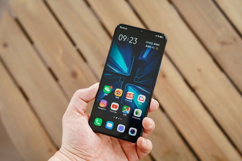 太激进！小米14把单反技术塞手机里 雷军：特别强