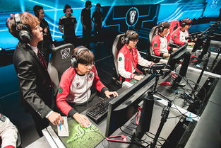 LOLS13全球总决赛WBG vs T1第二把战报：Zeus格温顶脸乱剪