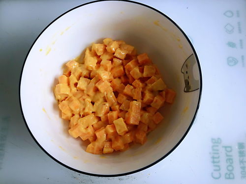 和平精英软嫩糖心蛋套装多少钱出