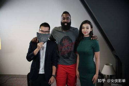 36D太吸睛 Dota2性感女主播因身材太好走红
