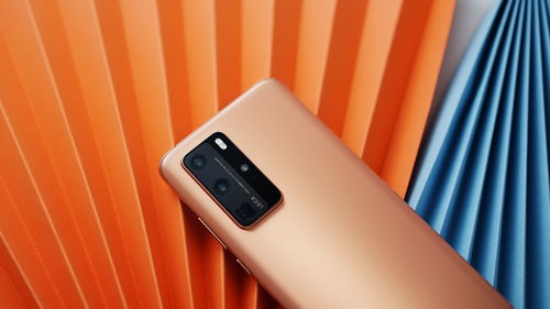 华为P40 Pro后摄曝光：双大底CMOS 潜望式变焦