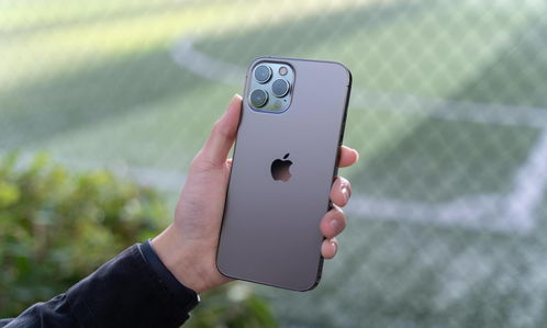 曝iPhone 12加入屏下指纹：面容解锁遭非议！