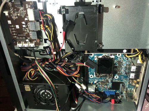 索泰拿自己的MEK1主机和PS5对比 让大家找不同